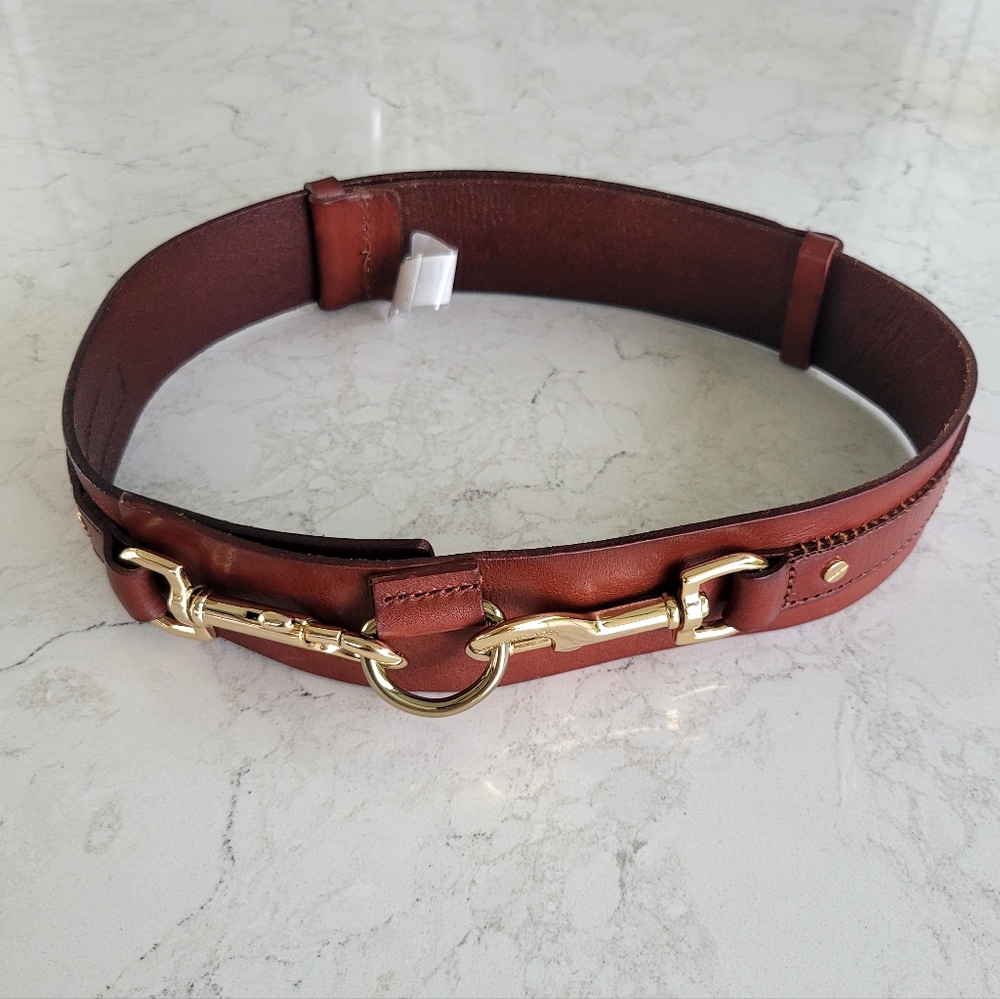 Michael Kors Brown Leather Belt with Gold Buckle. Medium.
